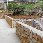 Lovely Apartment In Molunat With Wifi Nyaraló