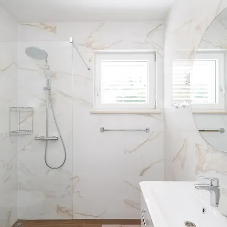 Hébergement de vacances In With Wifi